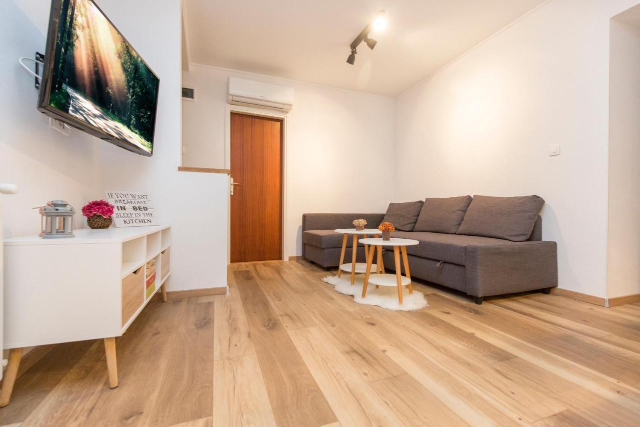 Apartman Alberti Лабин Экстерьер фото