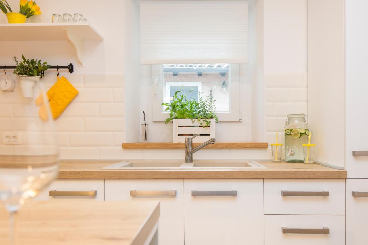 Apartman Alberti Лабин Экстерьер фото